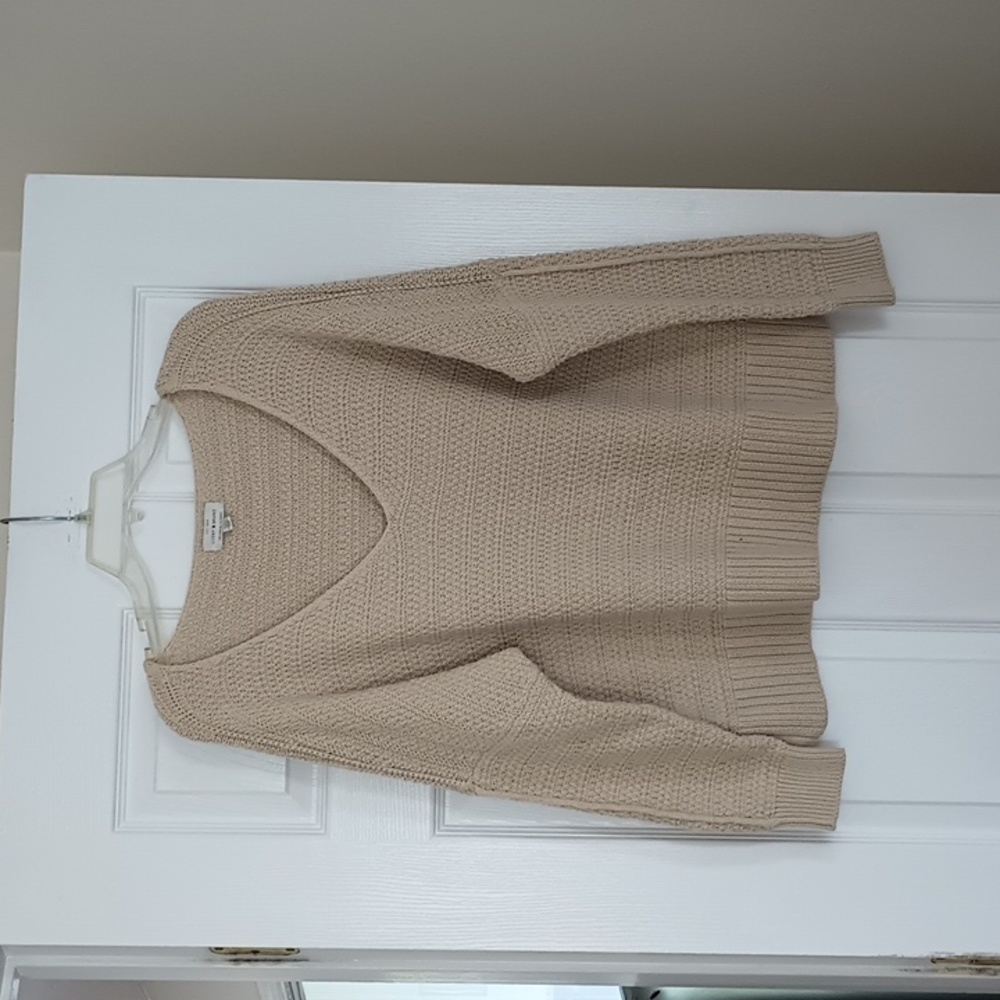 Lucky Brand Off White V-Neck Sweater